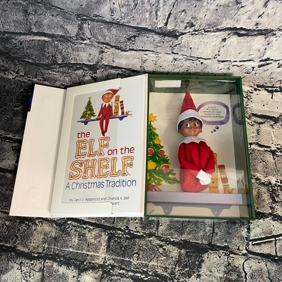 The Elf On The Shelf Boy Christmas Tradition Box Set With Book Brown Eyes N - Picture 1 of 10